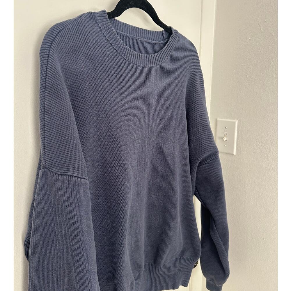 Alo Domain Rib Knit Crew Sweater - Picture 9 of 9